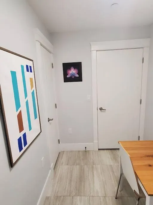 Apartment Cozy Guest Suite In Quiet Home With Private Entry Vancouver Canada